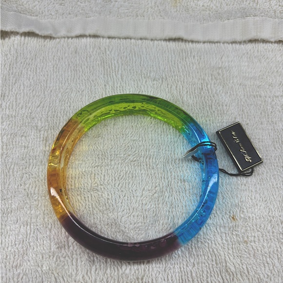 Fifth Avenue Collection glass bracelet - Picture 1 of 3